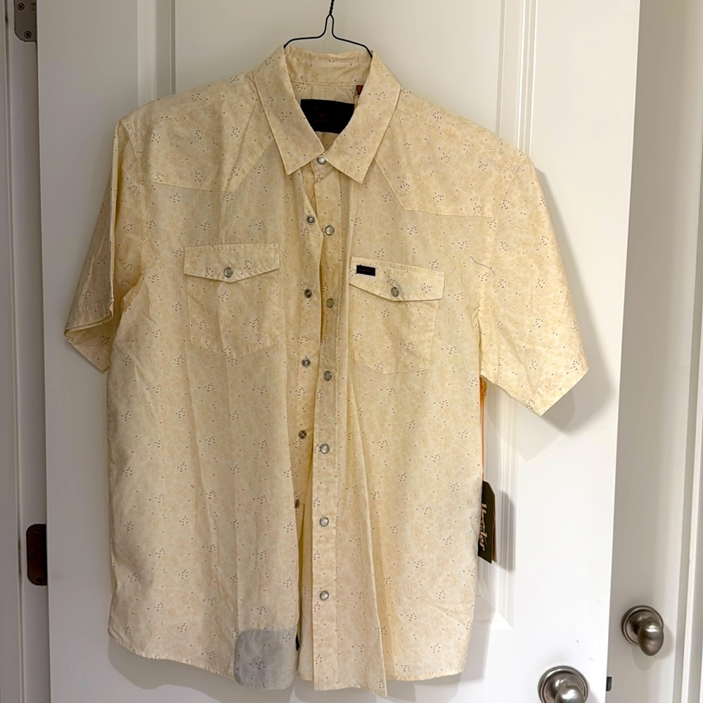 Howler Bros men’s large shirt NWT
